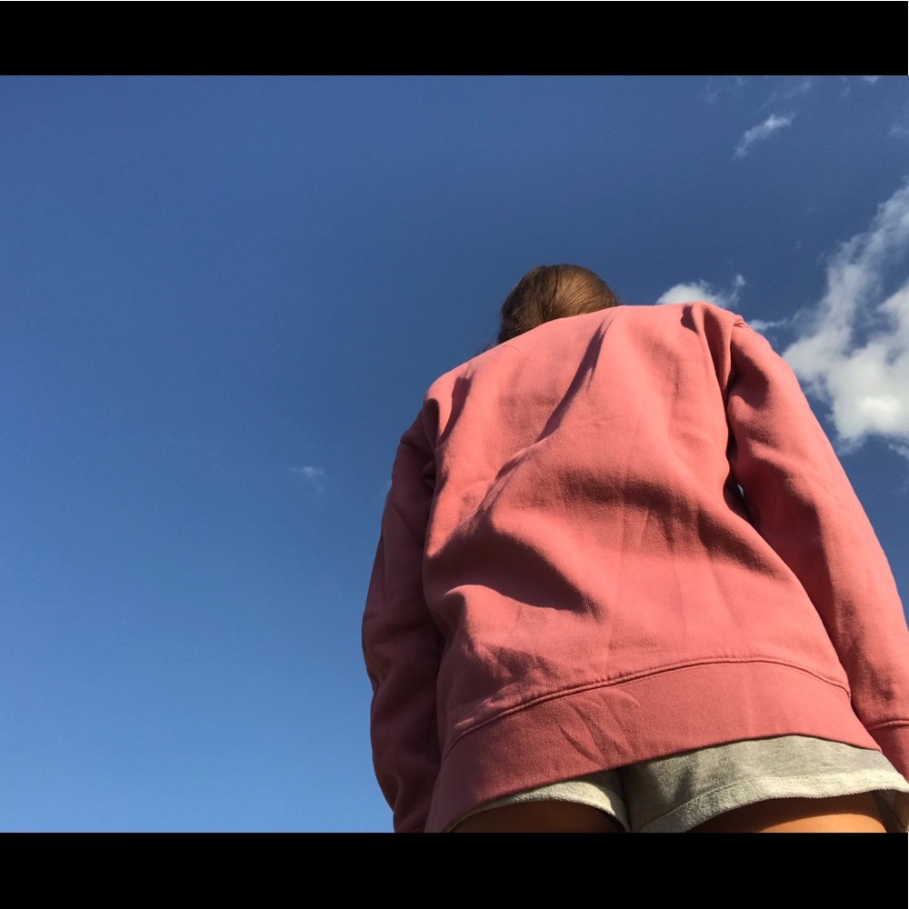 Pink sweatshirt! - Picture 2 of 6